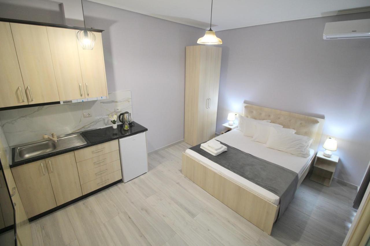 Vision 4 Ksamil Villa Apartments And Rooms Eksteriør billede